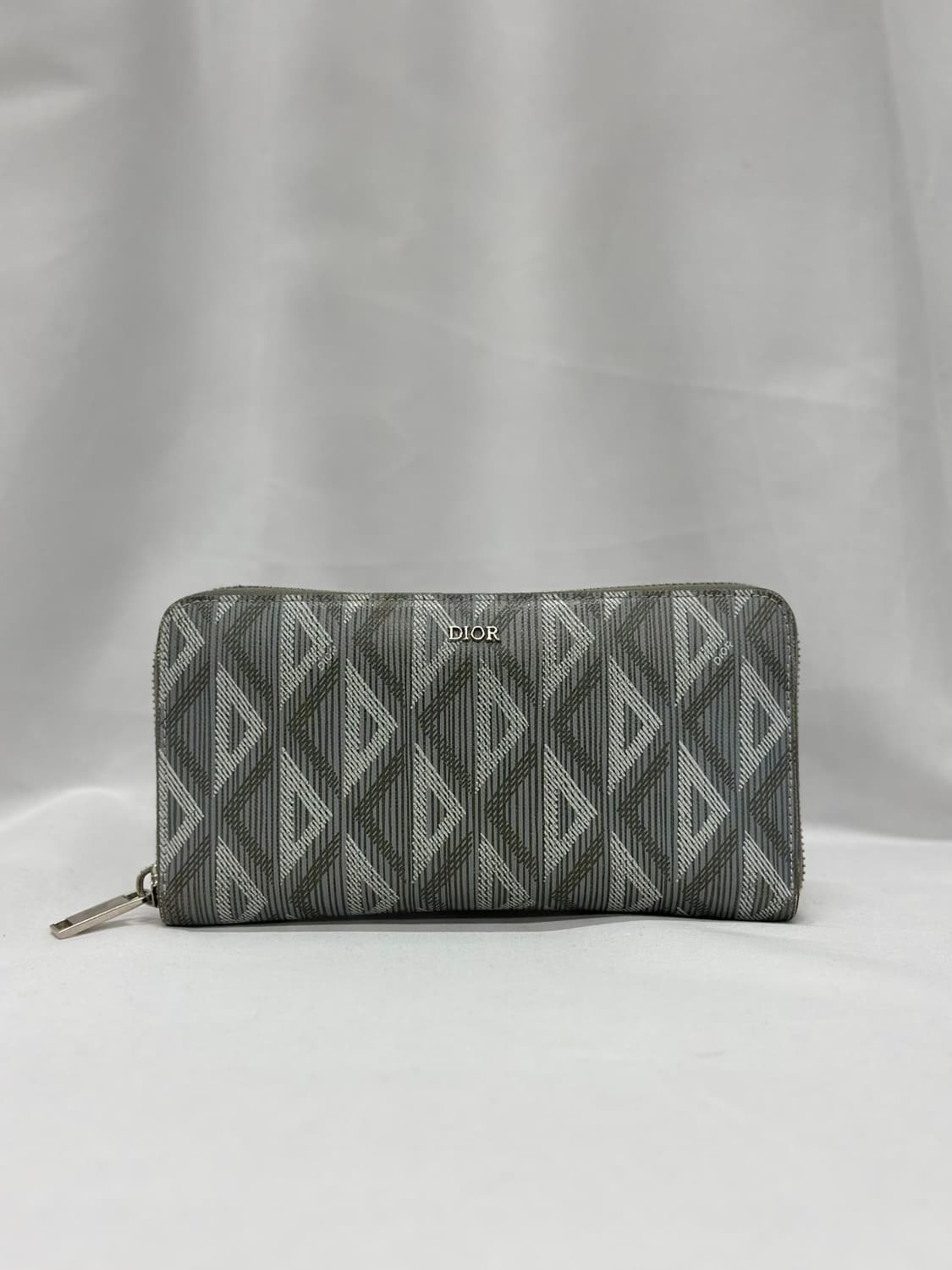 디올 다이아몬드 지퍼돌이 장지갑 상품이미지2