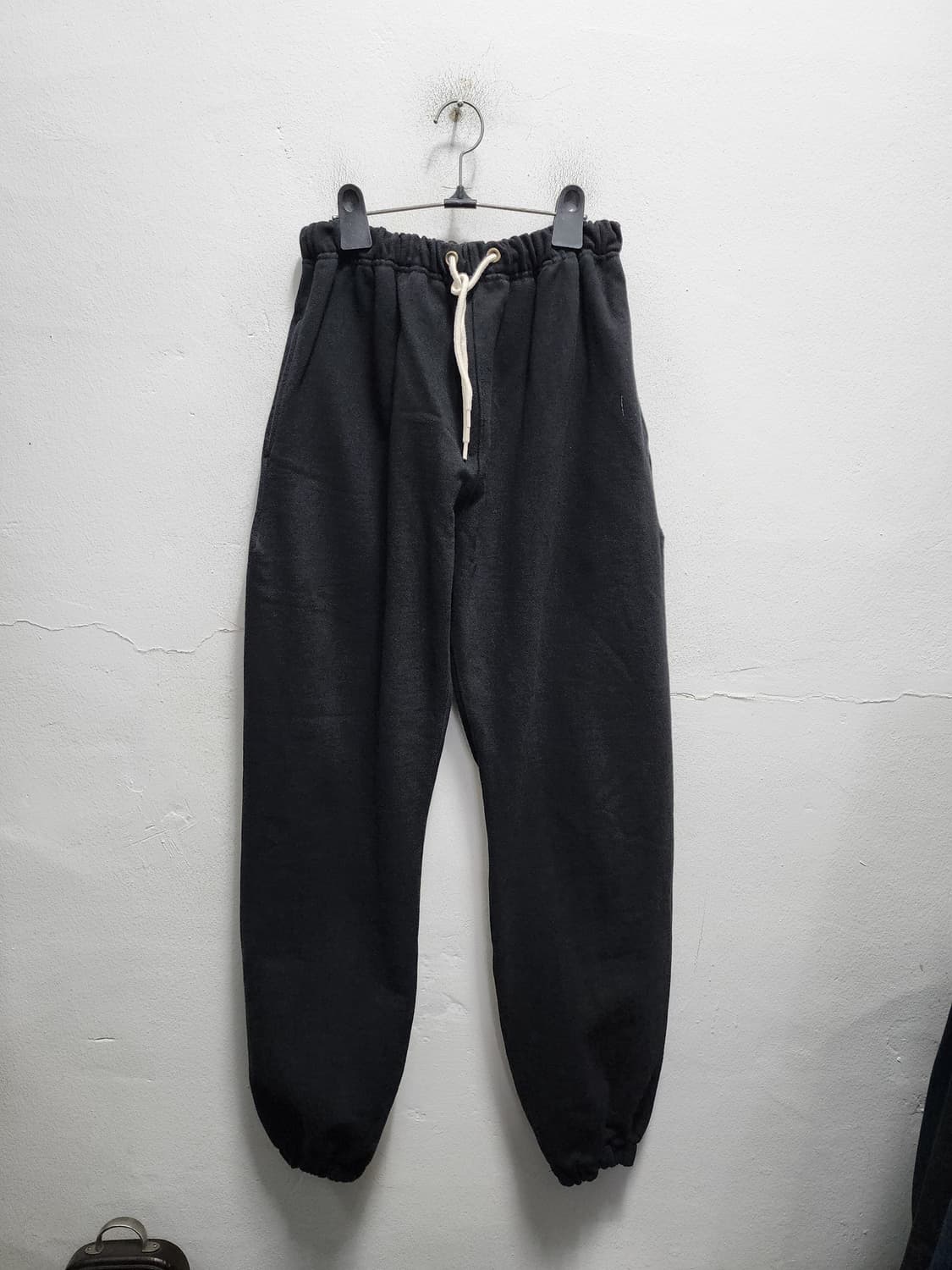 아웃스탠딩 헤비코튼 스웻팬츠 상품이미지1