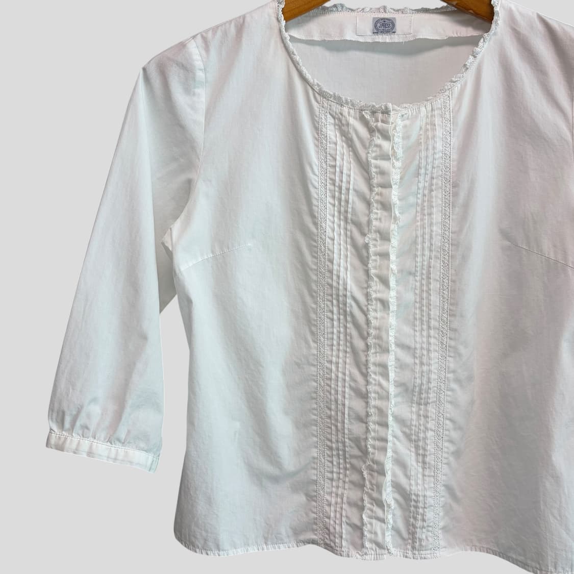 (여성S)J.PRESS 제이프레스 레이스 프릴 7부 블라우스  상품이미지3