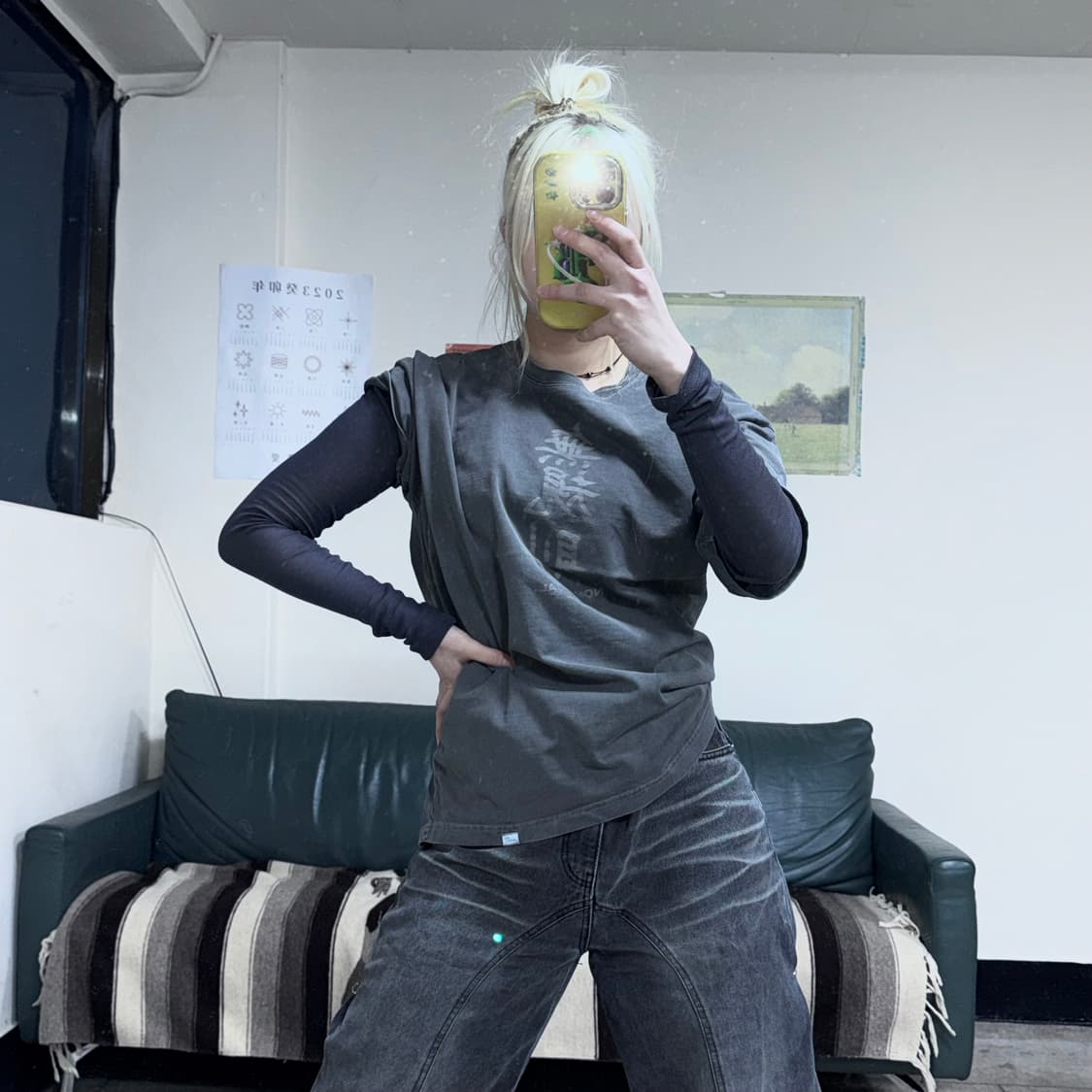 투티/0093 노매뉴얼 그레이 워싱 반팔  상품이미지1