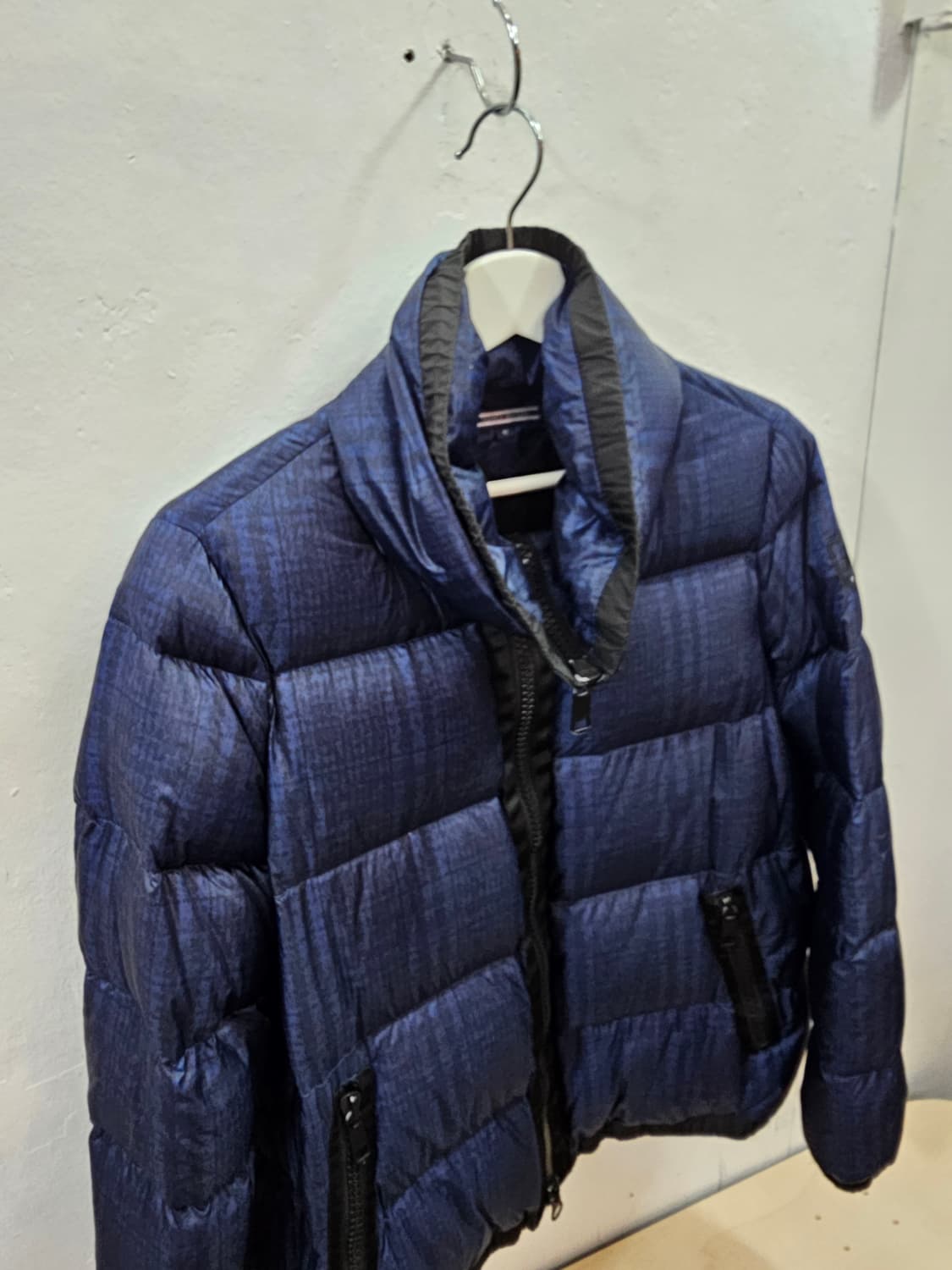 타미힐피거 다운 경량패딩 상품이미지3