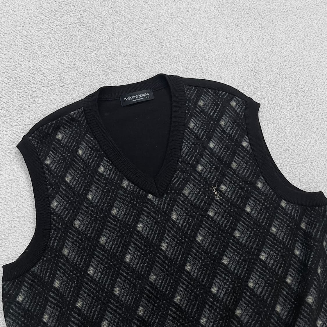 입생로랑 ysl 로고 니트 조끼 베스트 블랙 상품이미지2
