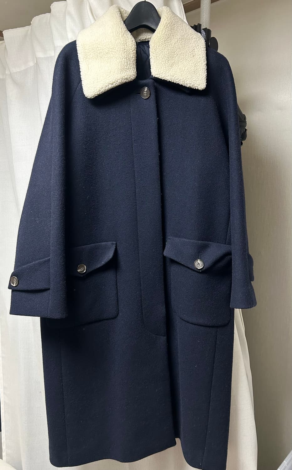 낫띵리튼 패디드 코트 상품이미지1