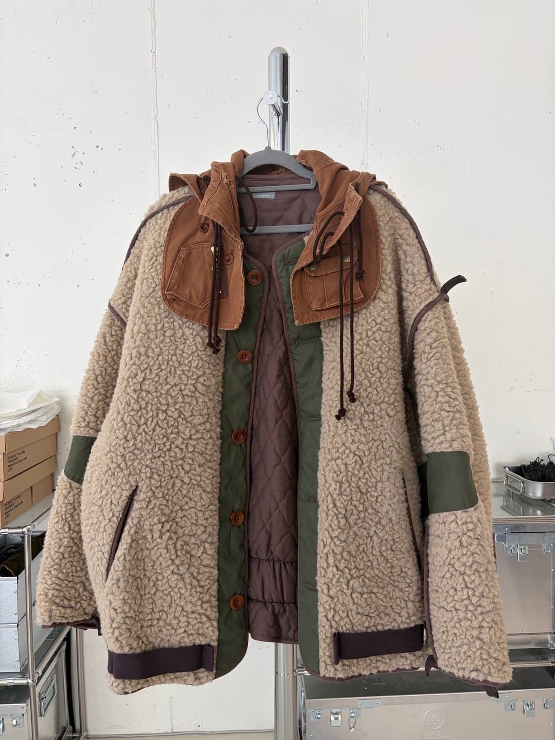 kolor 양털 데미지 후드 파카 / 3사이즈 상품이미지2