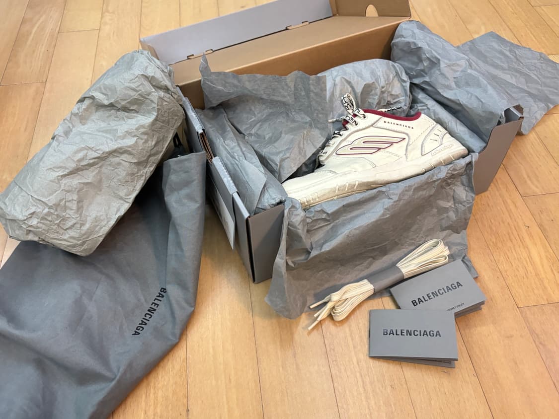 발렌시아가 햄튼스 원아웃 상품이미지5