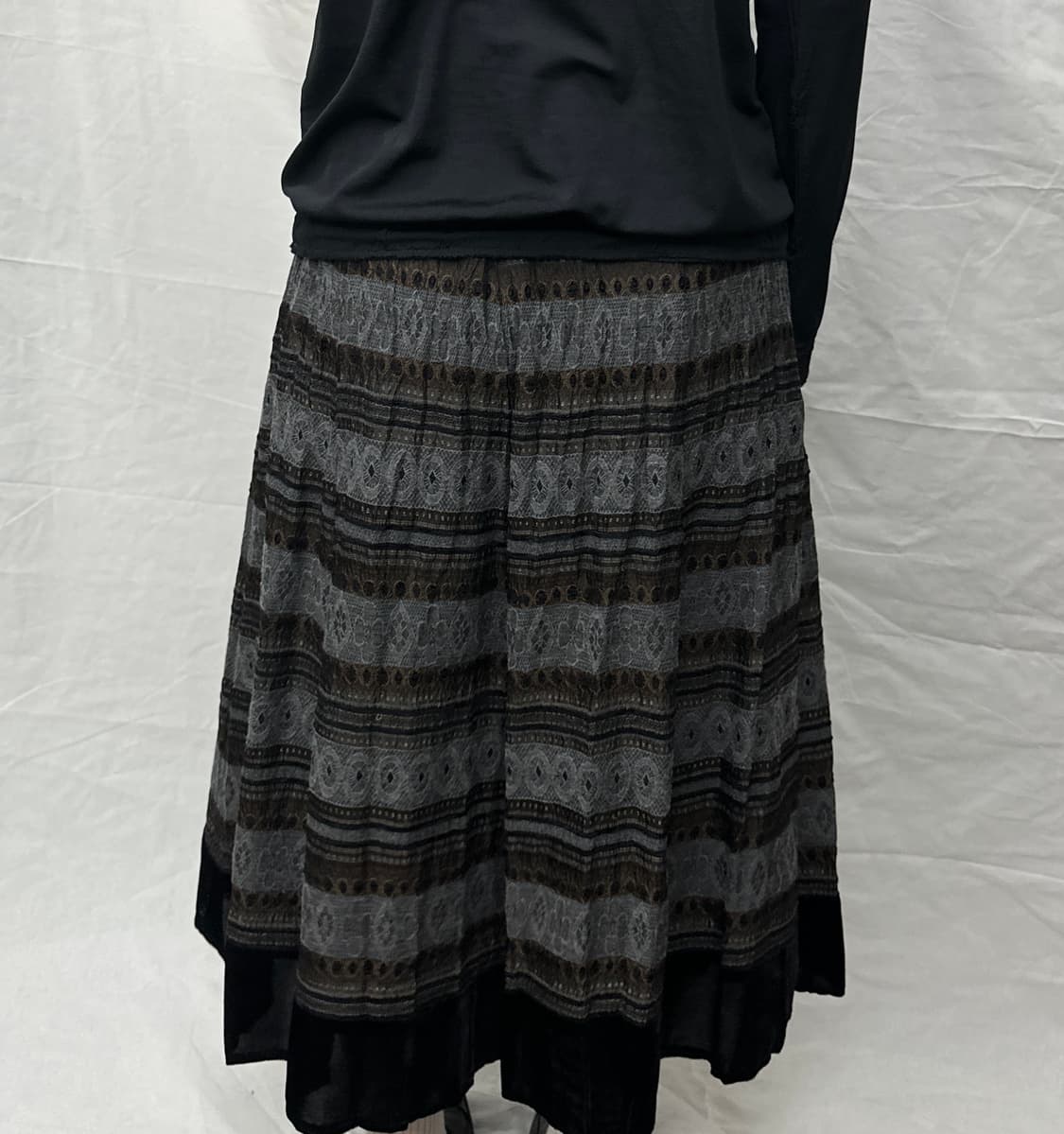 gabardine k.t 패턴 롱스커트 상품이미지1