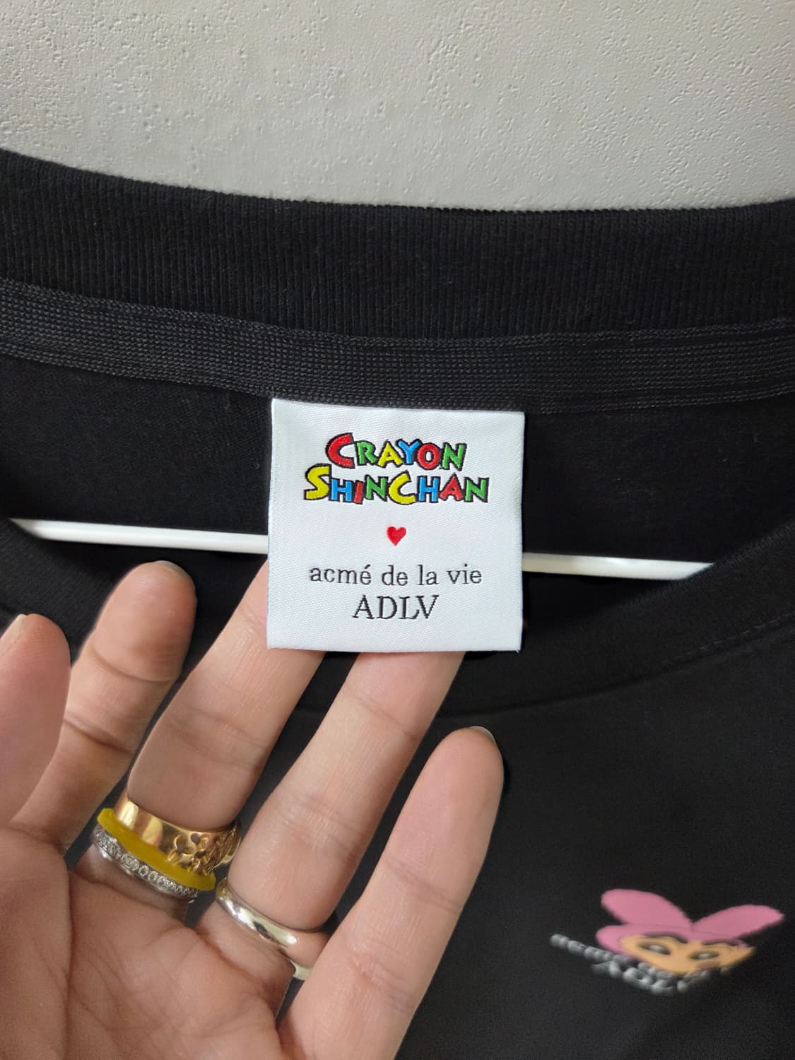 ADLV 짱구 토끼 블랙 반팔티 1 상품이미지3