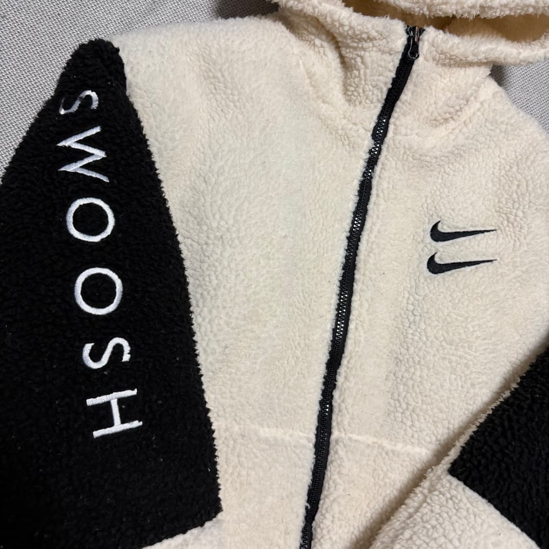 나이키 스우시 빅로고 배색 플리스 자켓 상품이미지2