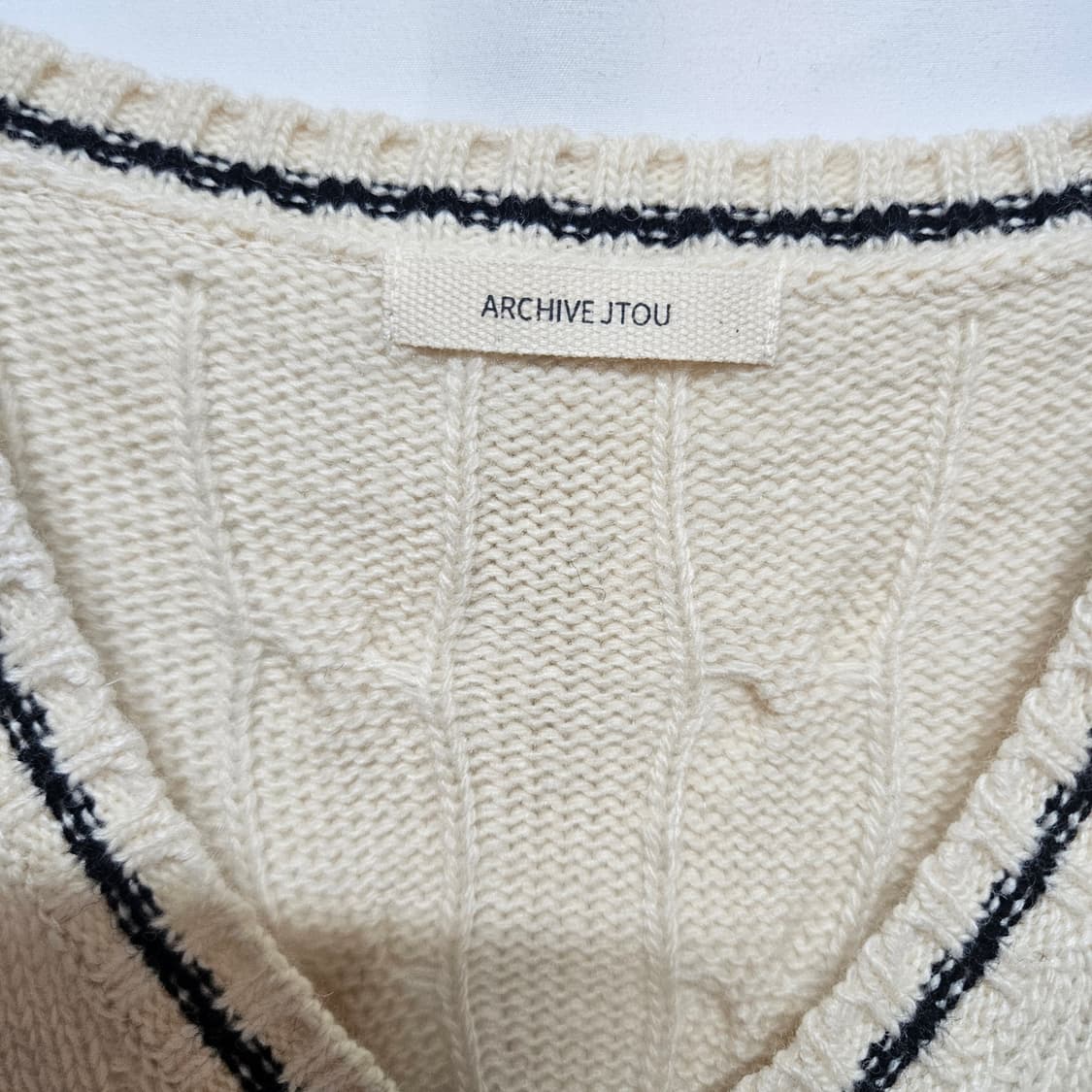 아카이브제이투유 케이블 니트 베스트 F 상품이미지3