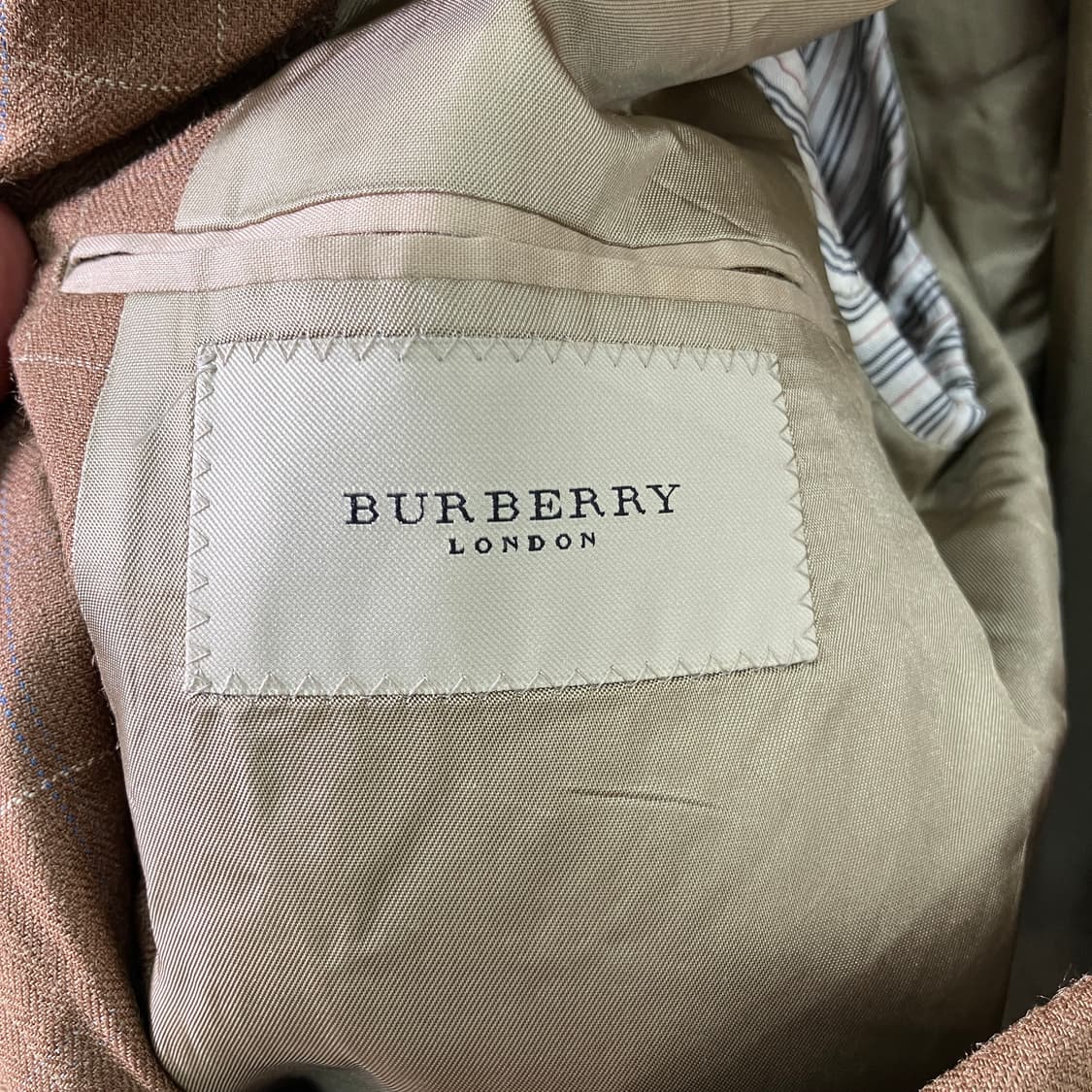 버버리 브라운 체크 실크 블레이저 자켓 40 상품이미지3