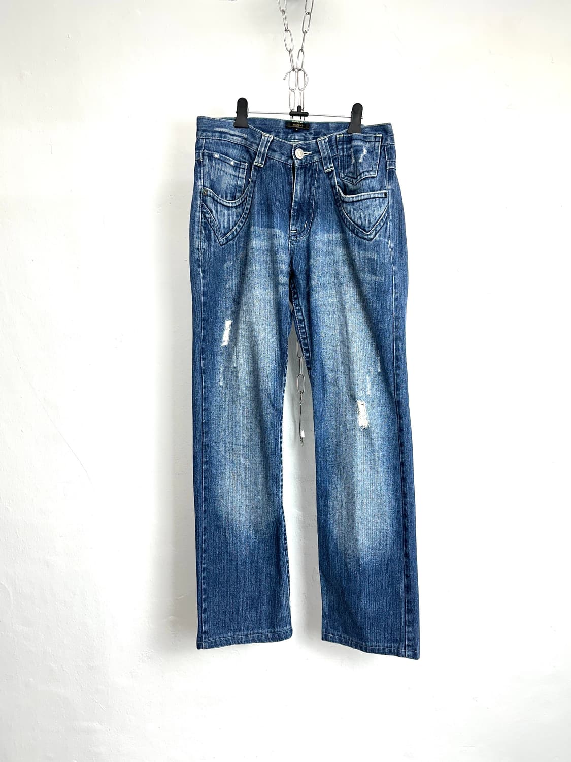Curved Pocket Distressed Denim 상품이미지4