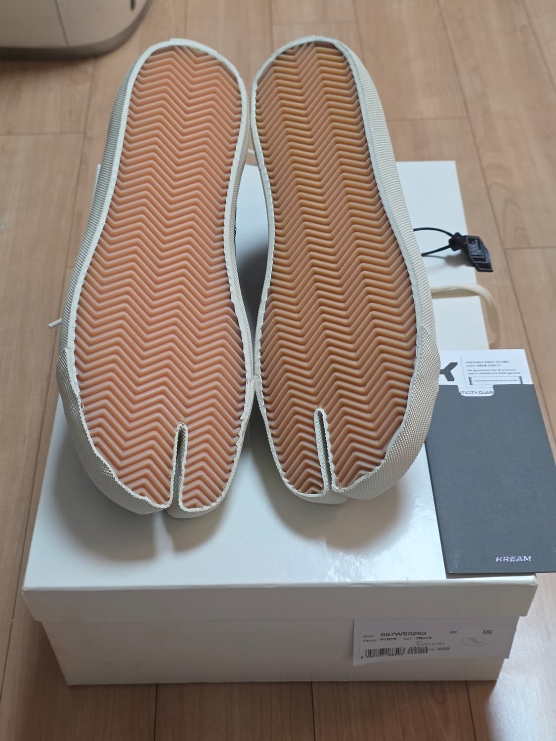 메종마르지엘라 타비 하이 블랙 42.5 **새상품** 상품이미지3