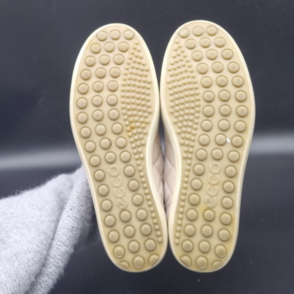 에코 소프트 레더7 스니커즈 240 상품이미지3