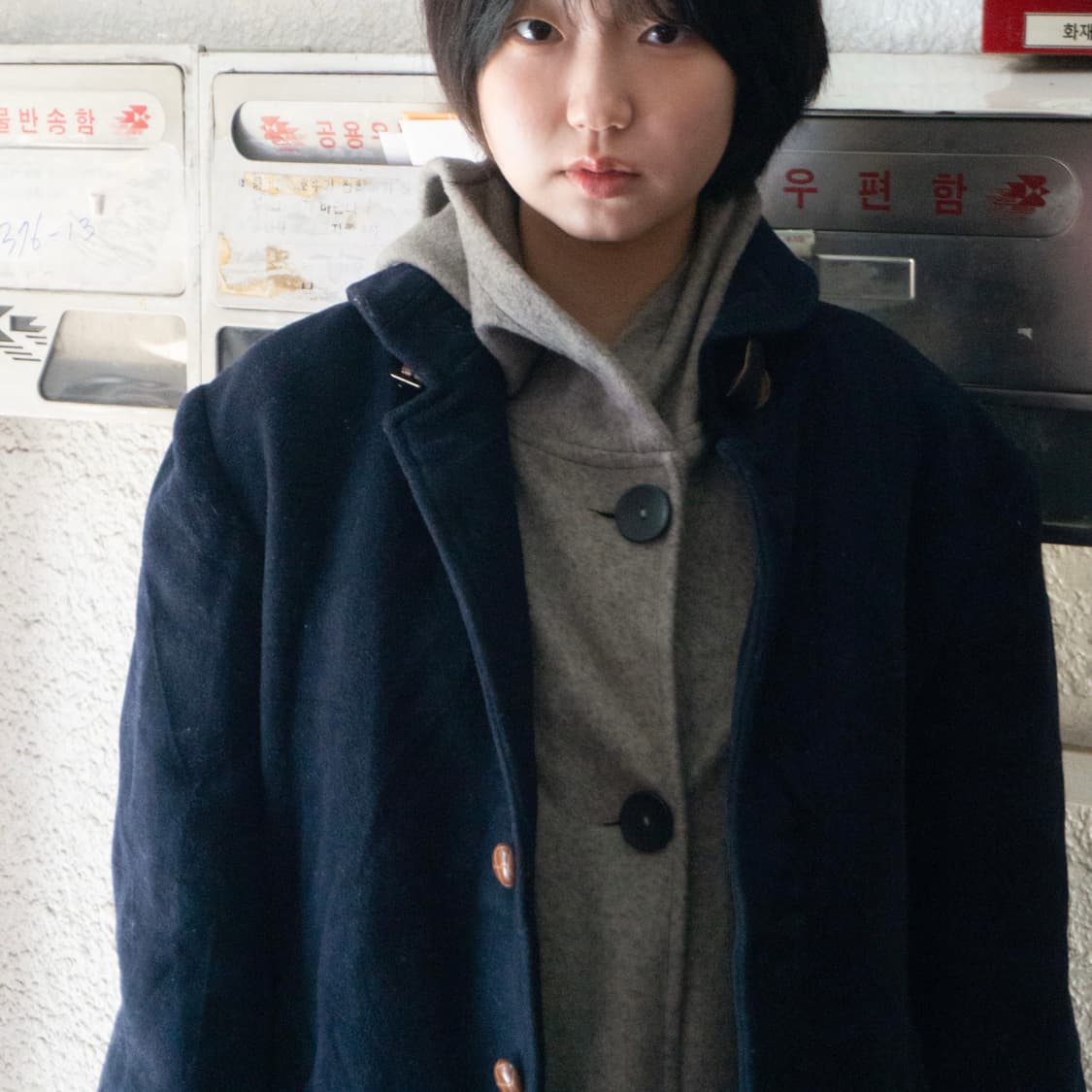 우드 버튼 네이비 코지 코트  상품이미지9