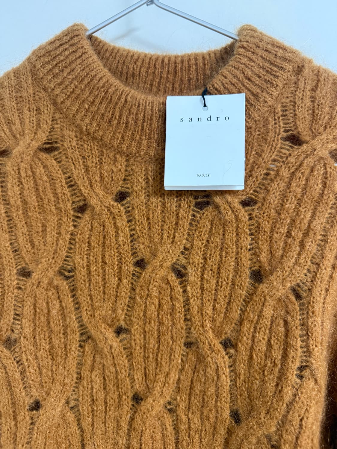 산드로(Sandro) 모헤어 혼방 케이블 니트 스웨터 1 상품이미지2