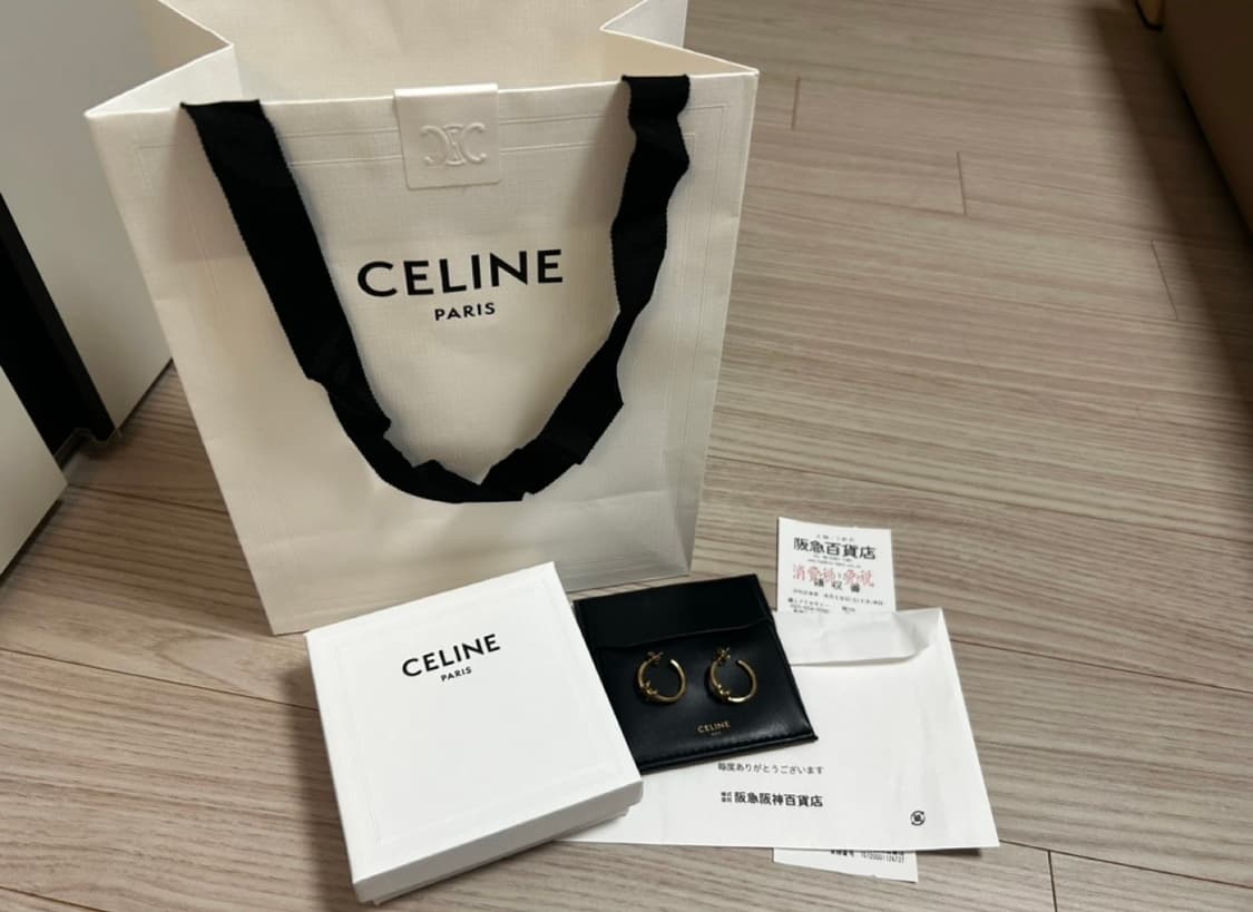 셀린느 트리옹프 귀걸이 상품이미지5