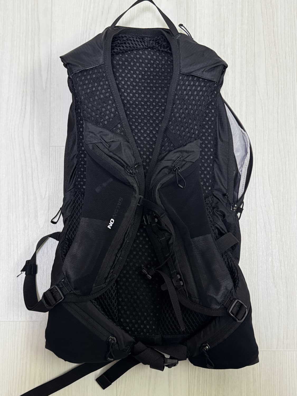 살로몬 XT-15 백팩 블랙 상품이미지4