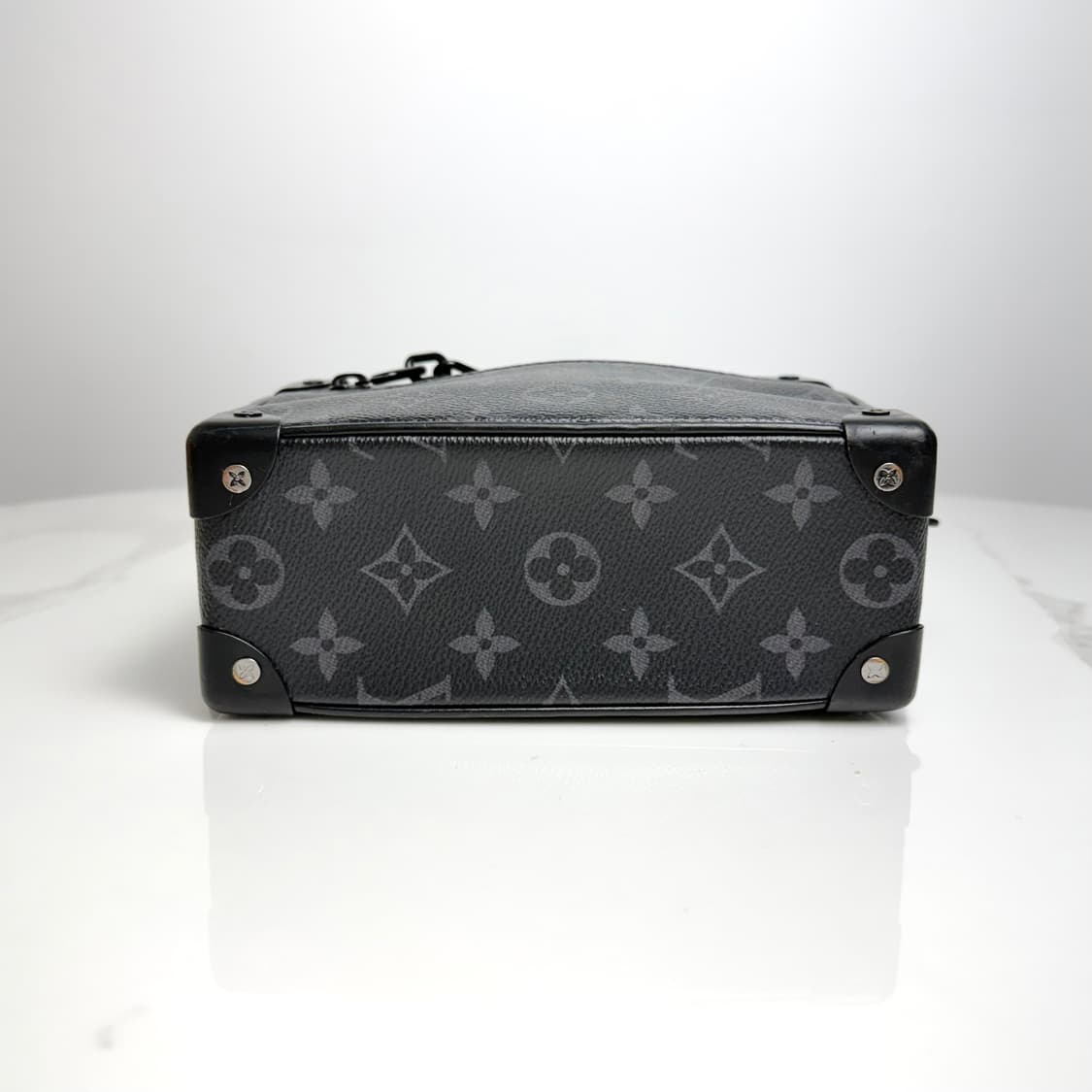 루이비통 이클립스 소프트트렁크 크로스백 상품이미지6