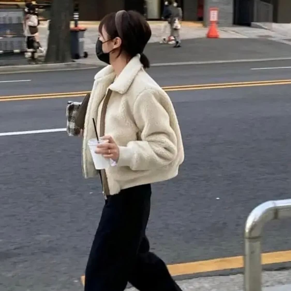 유메르 줄리 봄버 시어링 무스탕 상품이미지2