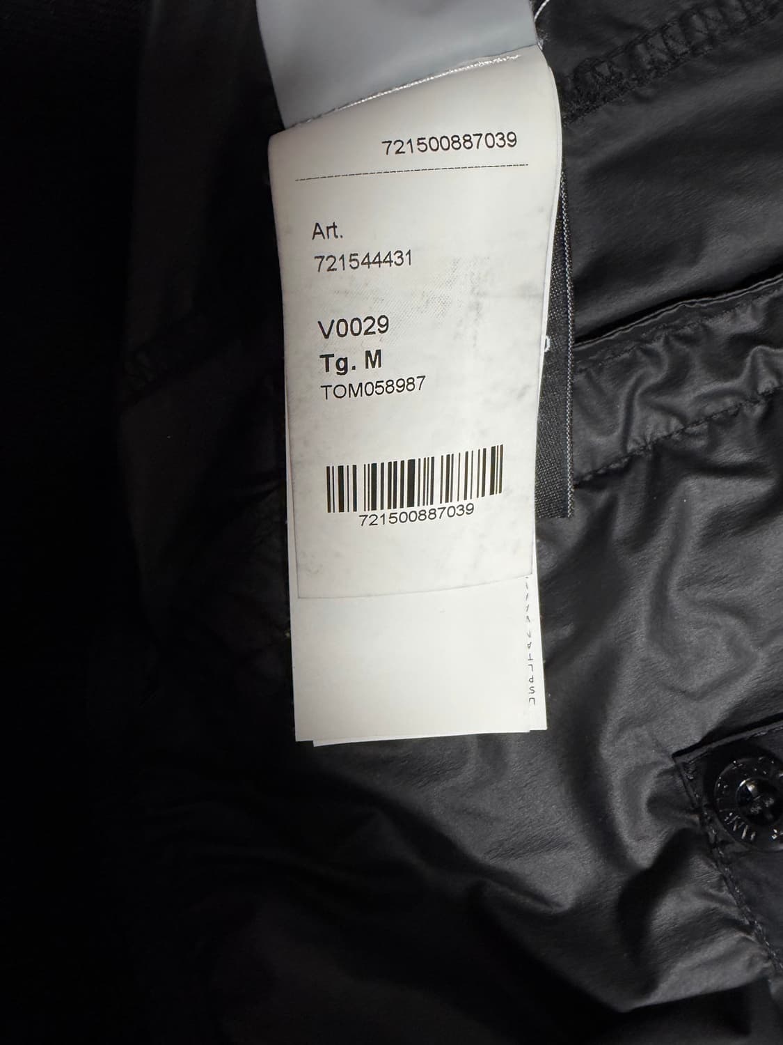 스톤아일랜드 스킨터치 나일론 TC 블랙 M 사이즈 상품이미지7