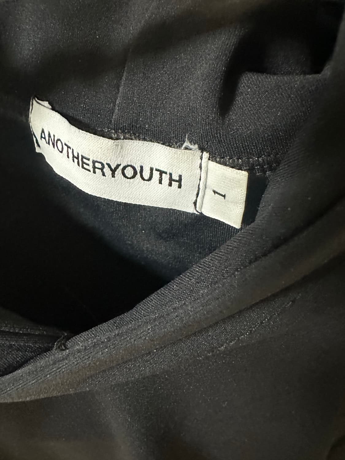 어나더유스 후드 롱슬리브 상품이미지4