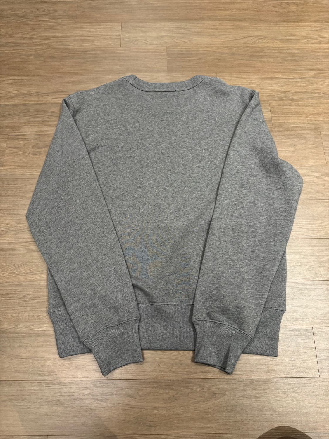 아크네 스튜디오 크루넥 스웨터 라이트 그레이 멜란지 상품이미지5