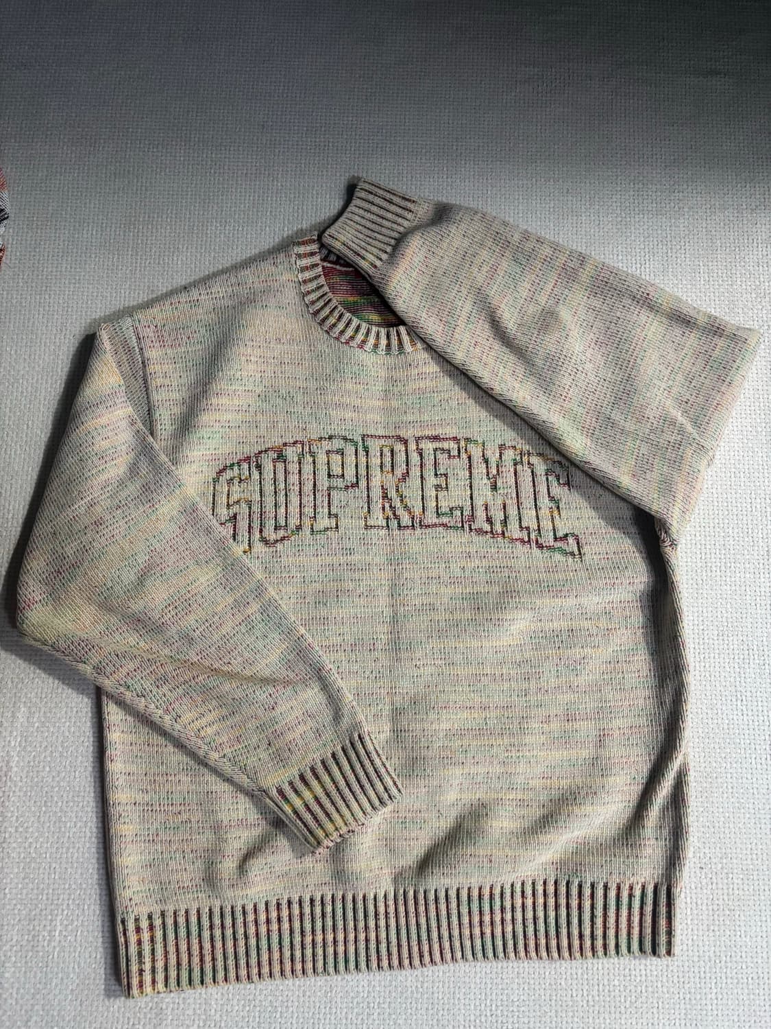 슈프림 콘트라스트 아크 스웨터 상품이미지2