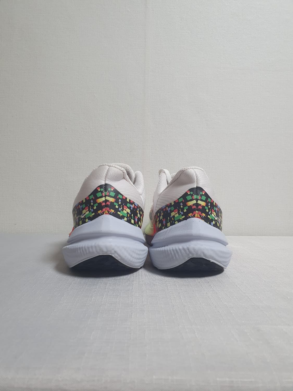 나이키 에어 윈플로9 여성 러닝화 240mm 상품이미지6