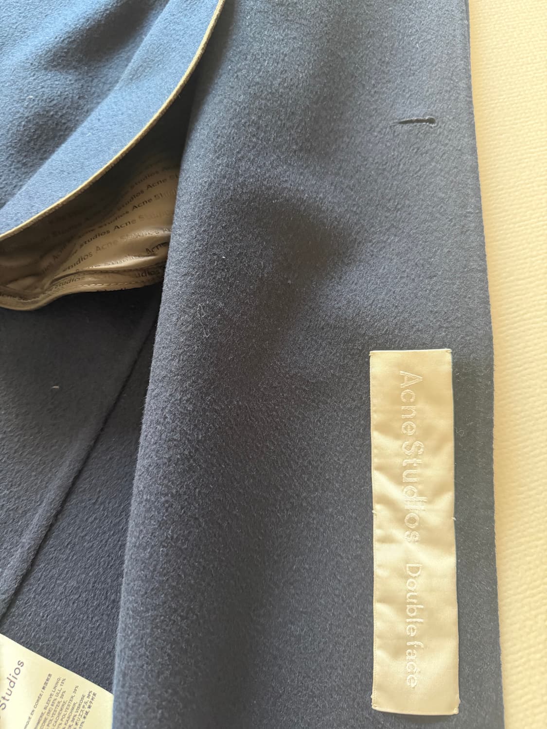 아크네 채드 네이비 48사이즈 팝니다  상품이미지3