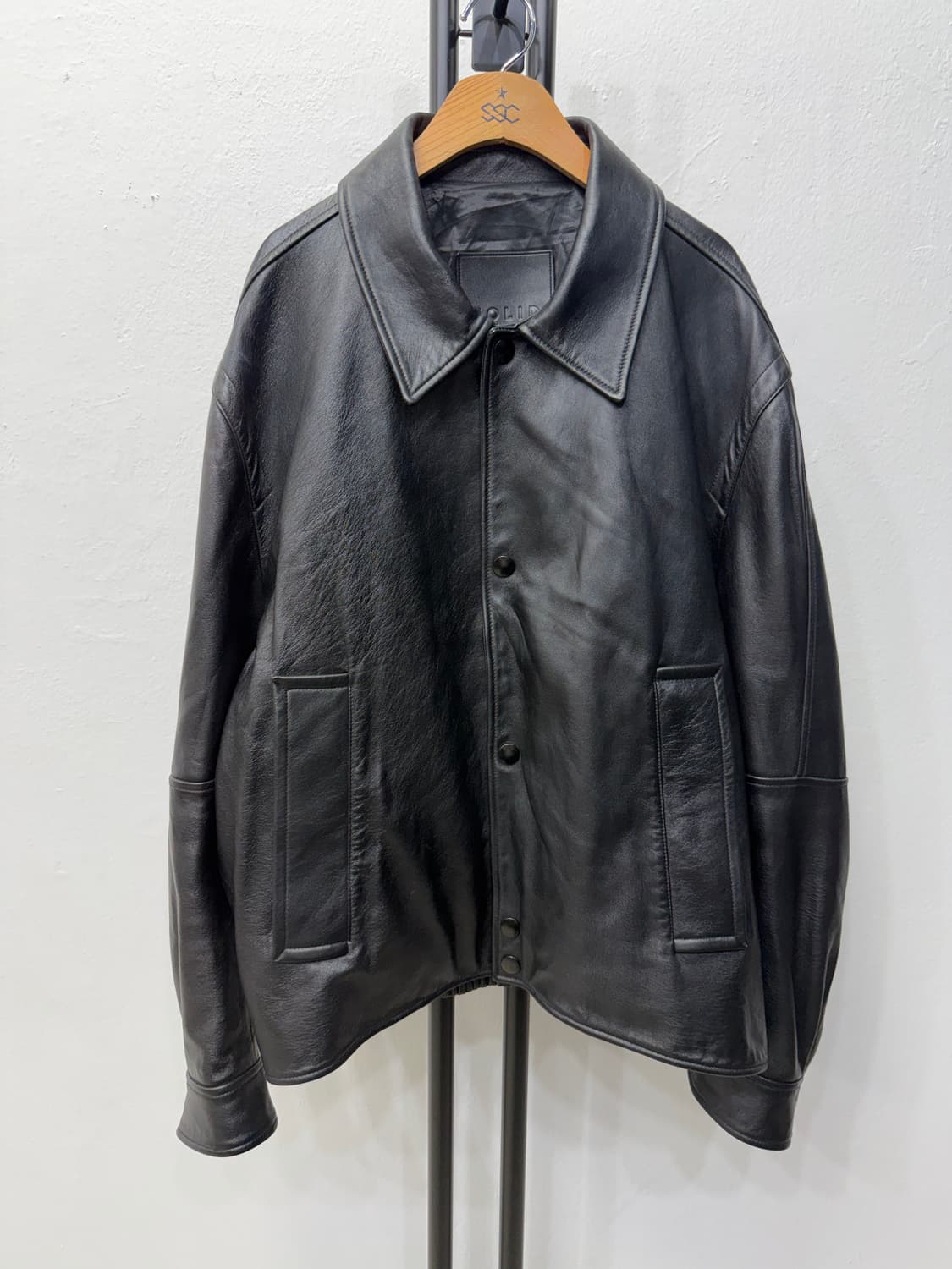 정품) 솔리드옴므 23ss 블랙 양가죽 레더 자켓 50(105) 상품이미지1