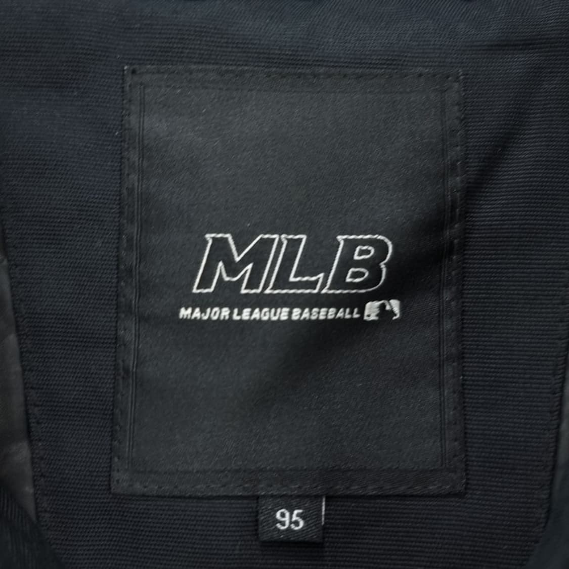 [MLB] MLB 더블 여밈 덕다운 양키스 패딩 블랙 M16714 상품이미지8