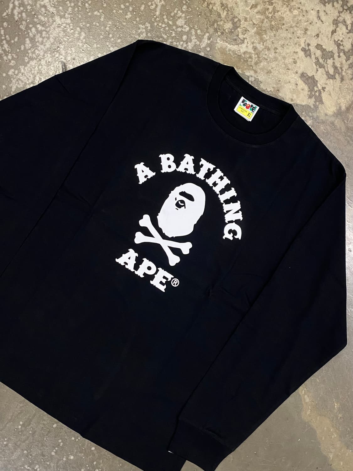 새상품 베이프 해적컬리지 롱슬리브 XL / 2XL  상품이미지2