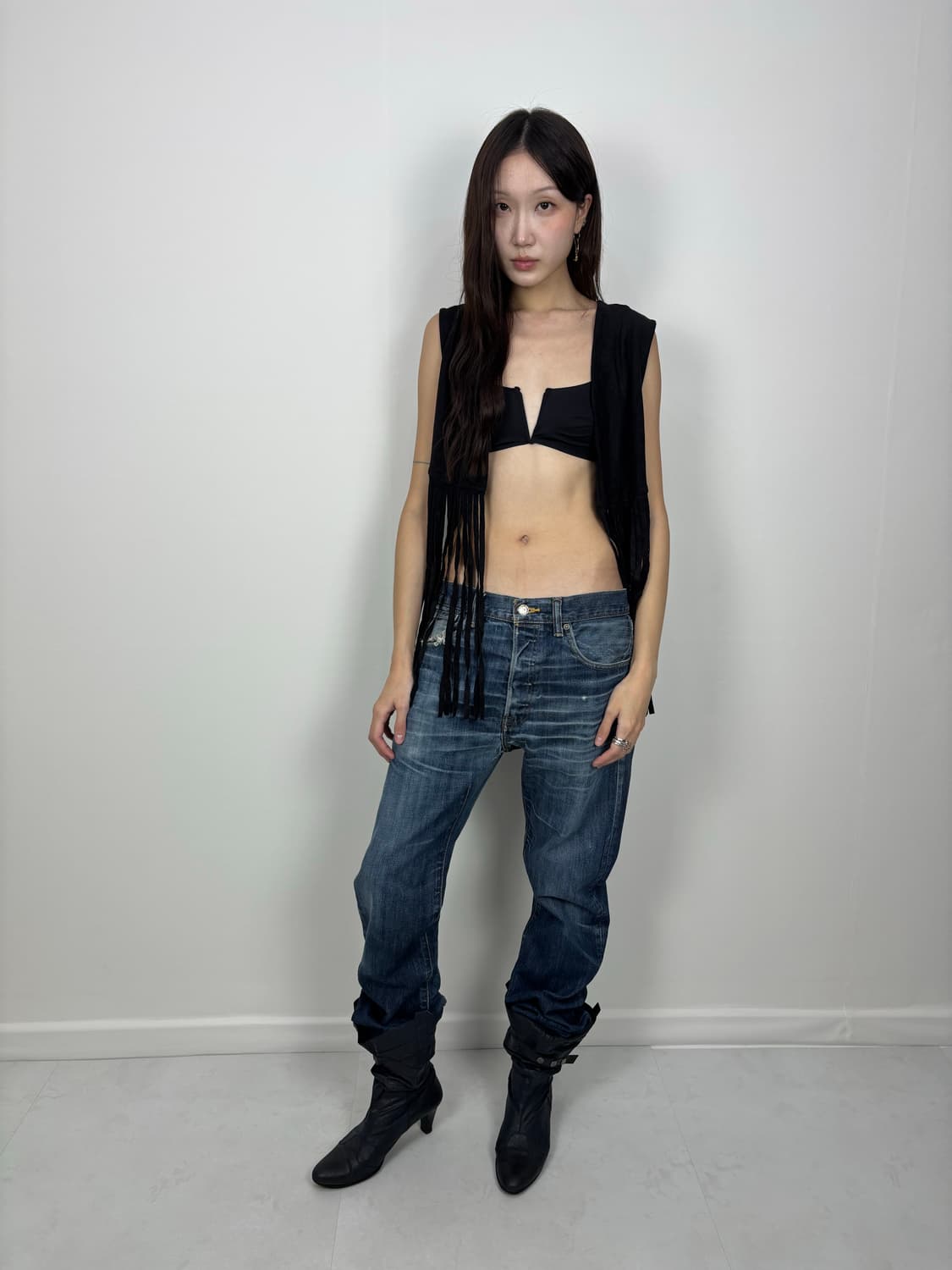 FRINGE SUEDE VEST 상품이미지3