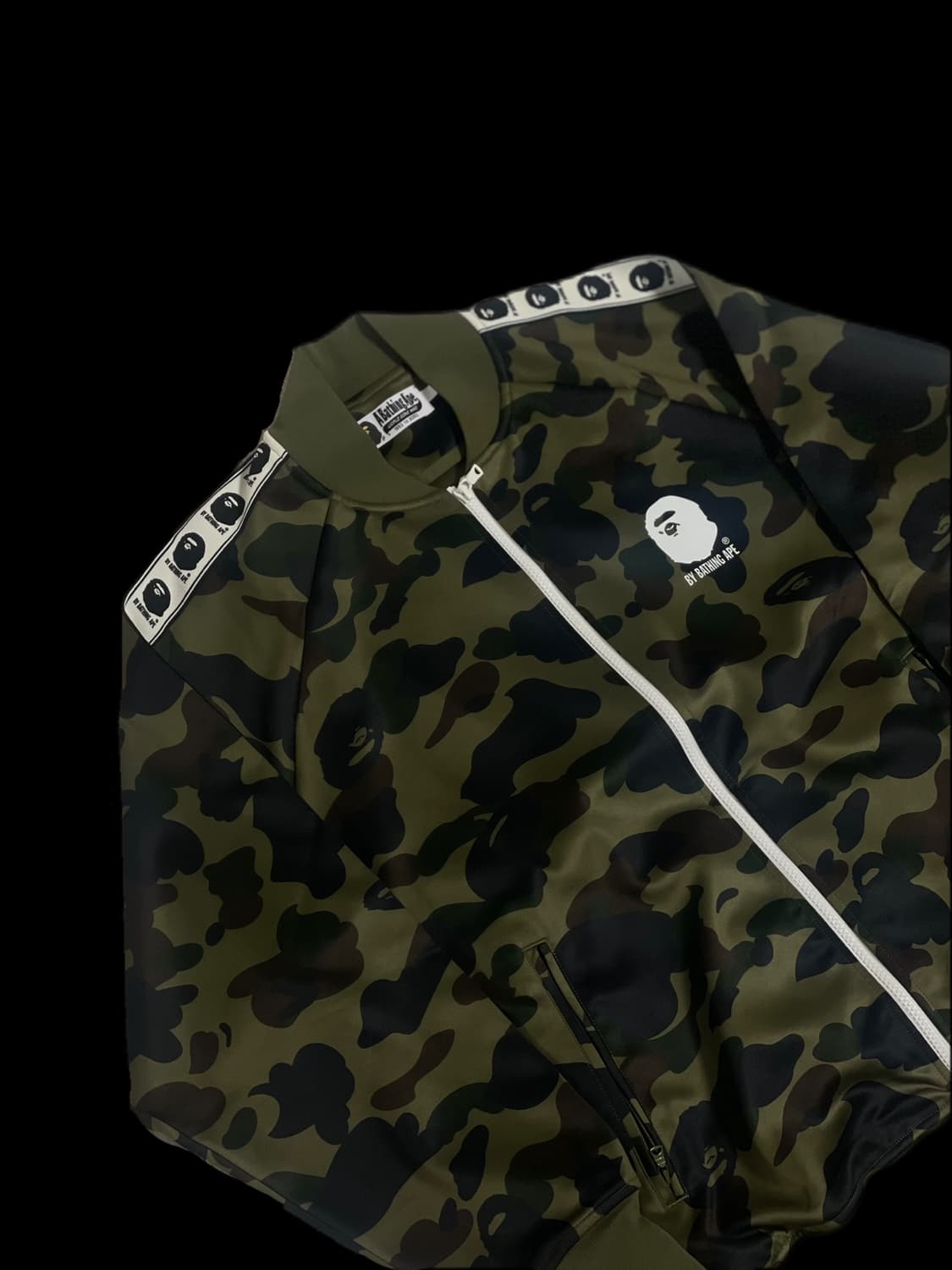 [정품] BAPE 베이프 카모 트랙 자켓 상품이미지1