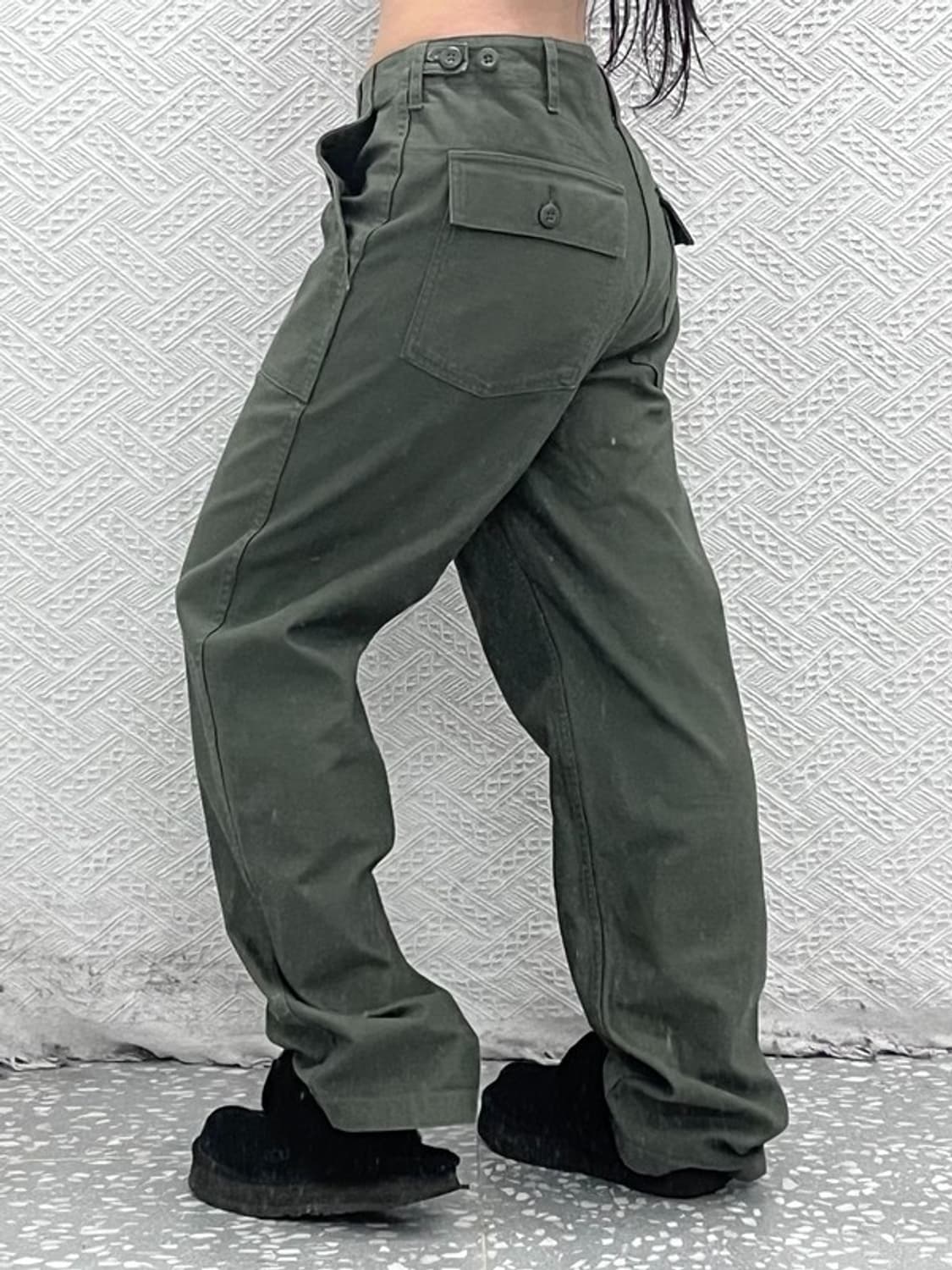 무신사스탠다드 캐주얼 비조 말차 딥카키 코튼팬츠 32인치 C08115 상품이미지2