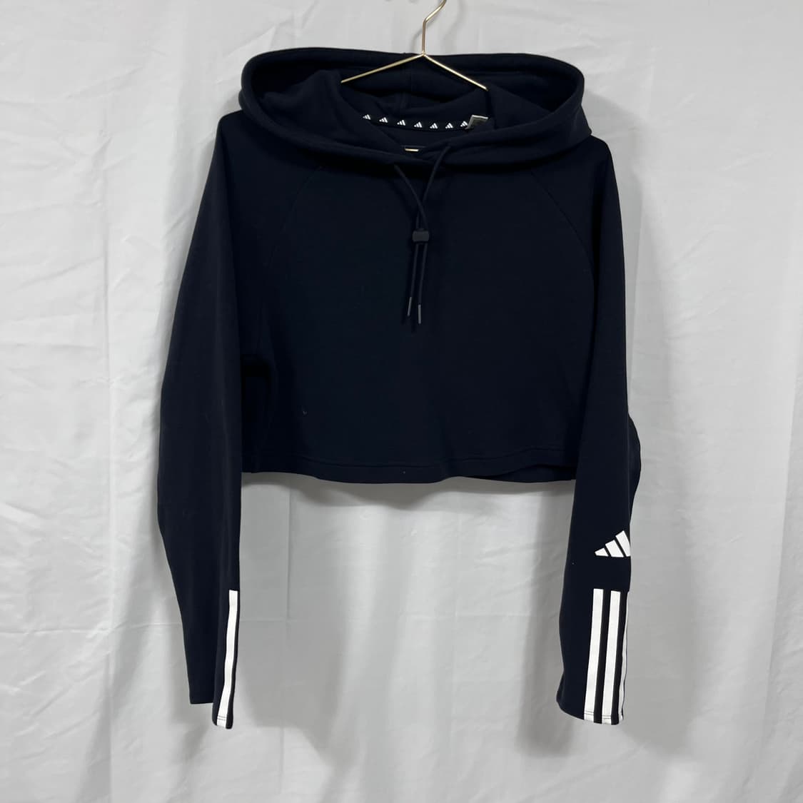 아디다스 크롭 후드티 상품이미지1