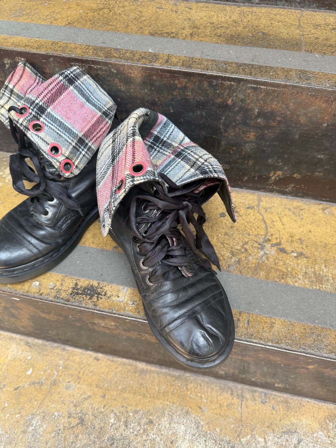 닥터마틴 1914 폴드다운 트라이엄프 부츠 상품이미지5