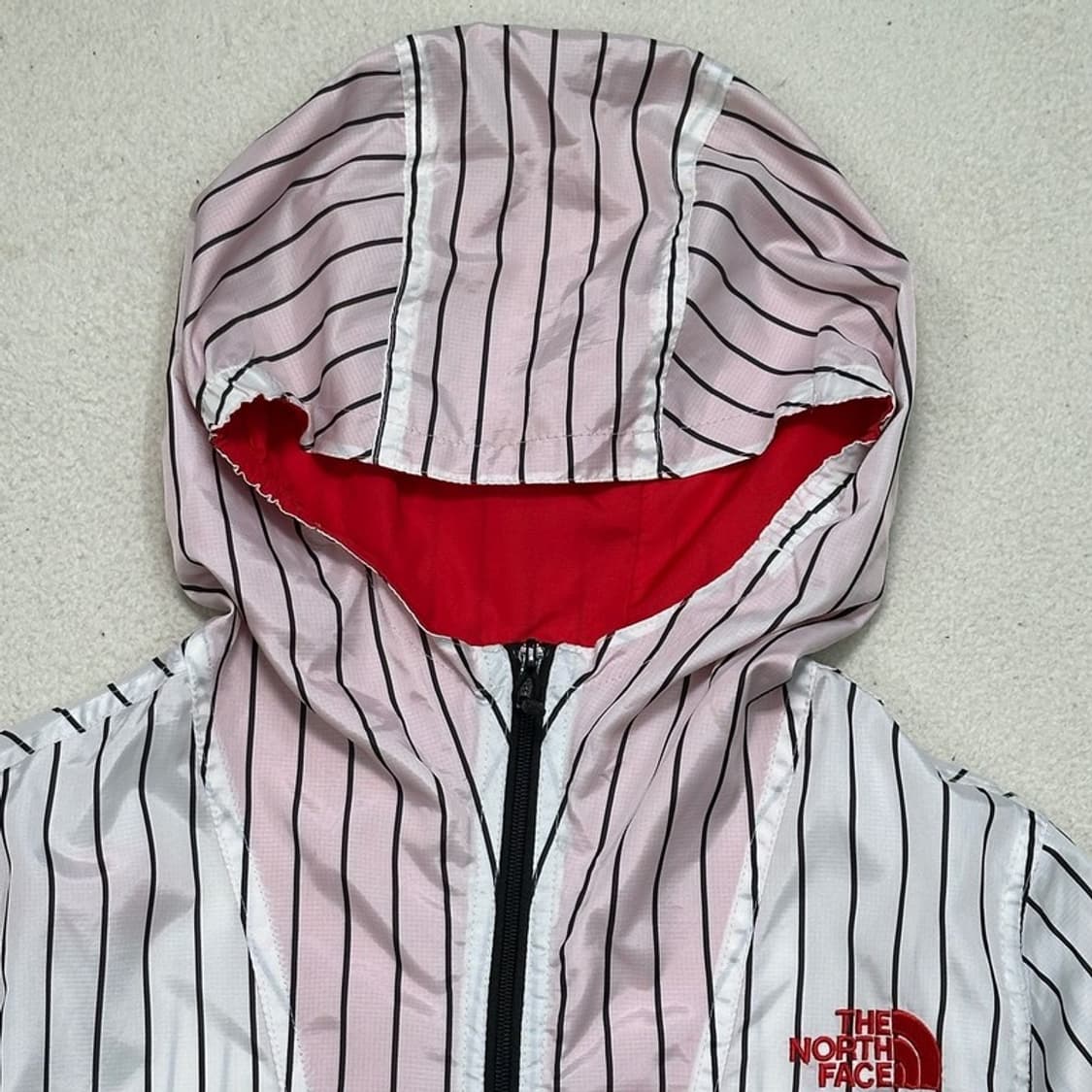 THE NORTH FACE 주니어 바람막이 150 상품이미지2