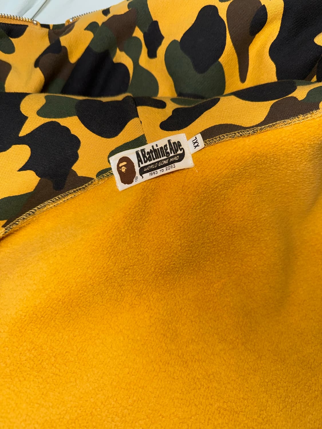 베이프 샤크후드 2XL 상품이미지3