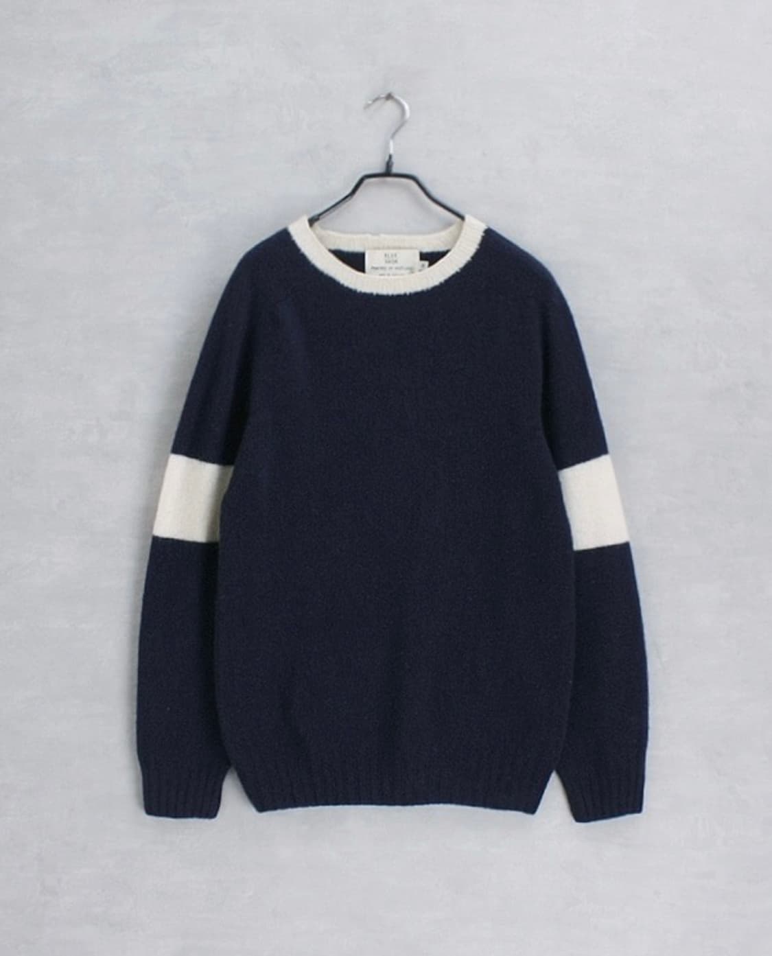 할리오브스코틀랜드 울 네이비 니트 상품이미지1