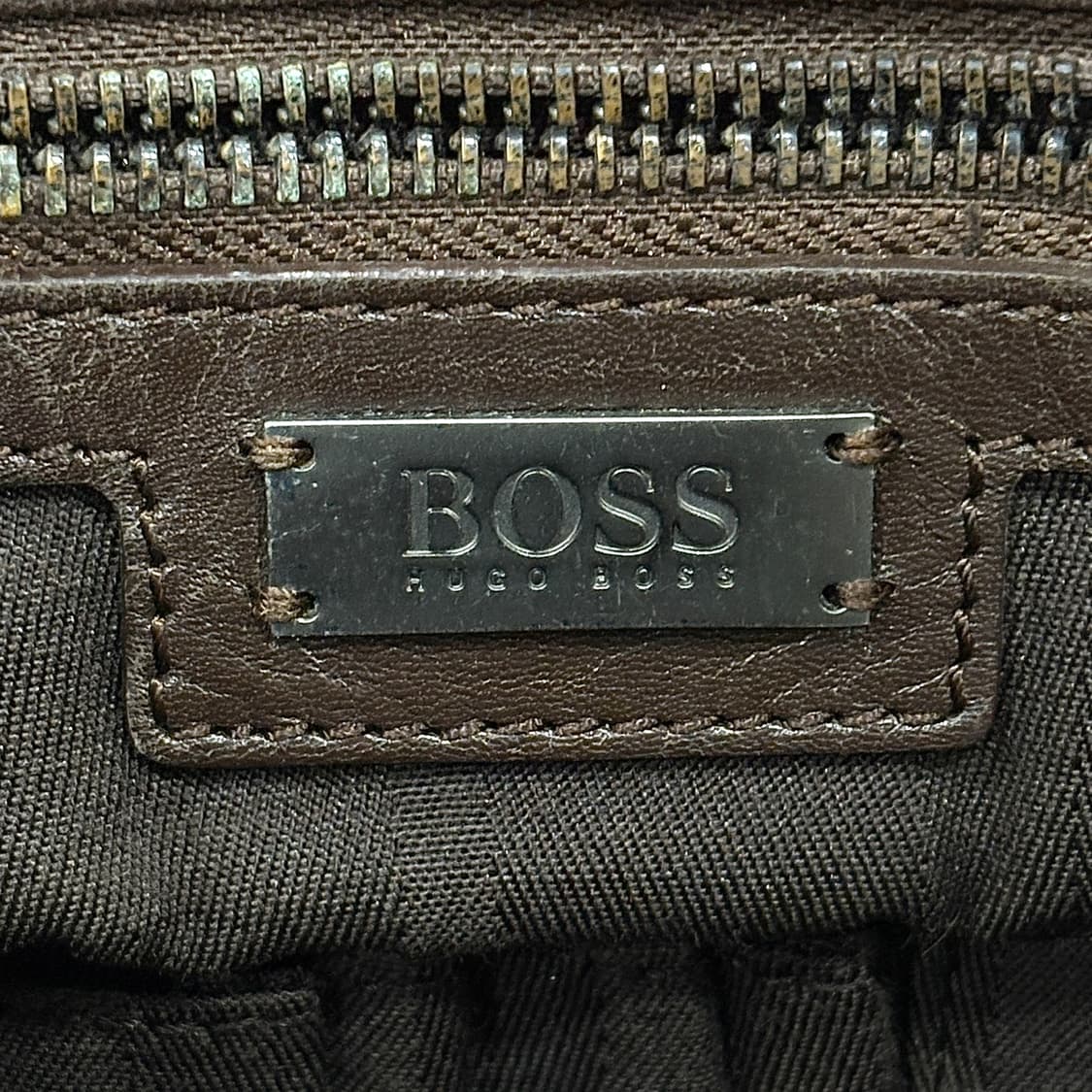 휴고보스 가죽 크로스백 상품이미지8