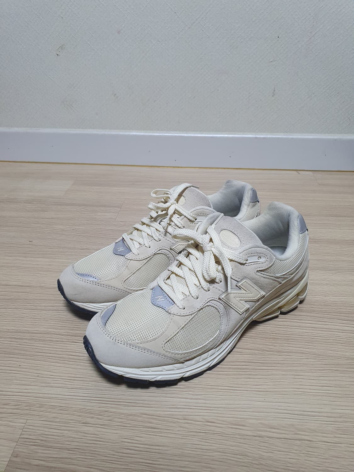 뉴발란스 2002R 베이지 운동화 275 상품이미지4