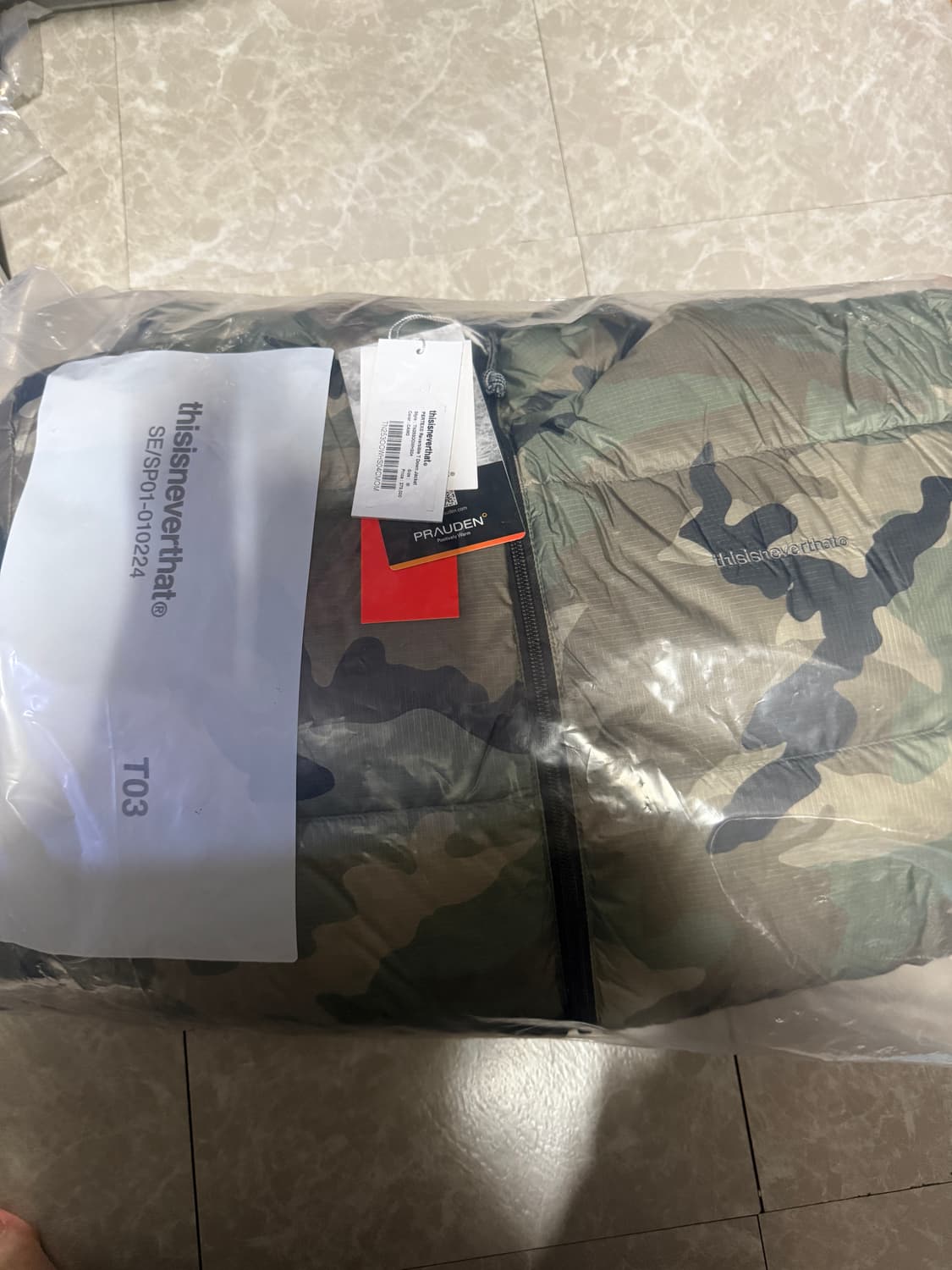 M사이즈 디스이즈네버댓 퍼텍스 리버시블 다운 패딩 카모 상품이미지1