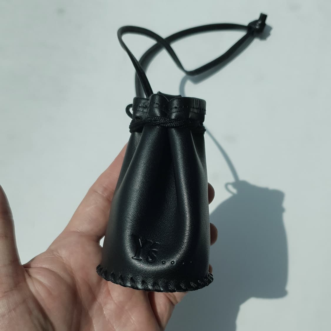 Y's Leather Pouch
by Yohji Yamamoto 상품이미지8