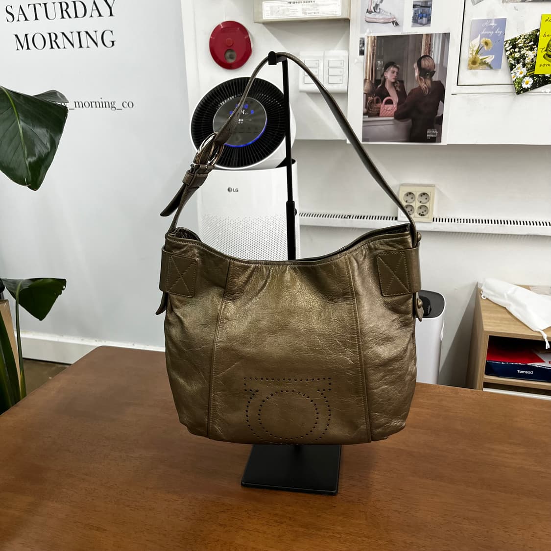 페레가모 호보백 상품이미지1