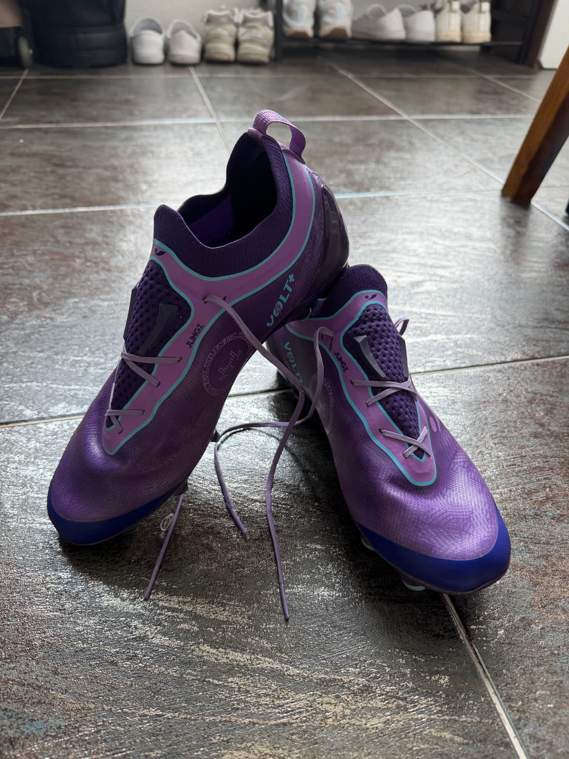 린가드 콘케이브 시그니처 축구화 황금사이즈 260~265 상품이미지1