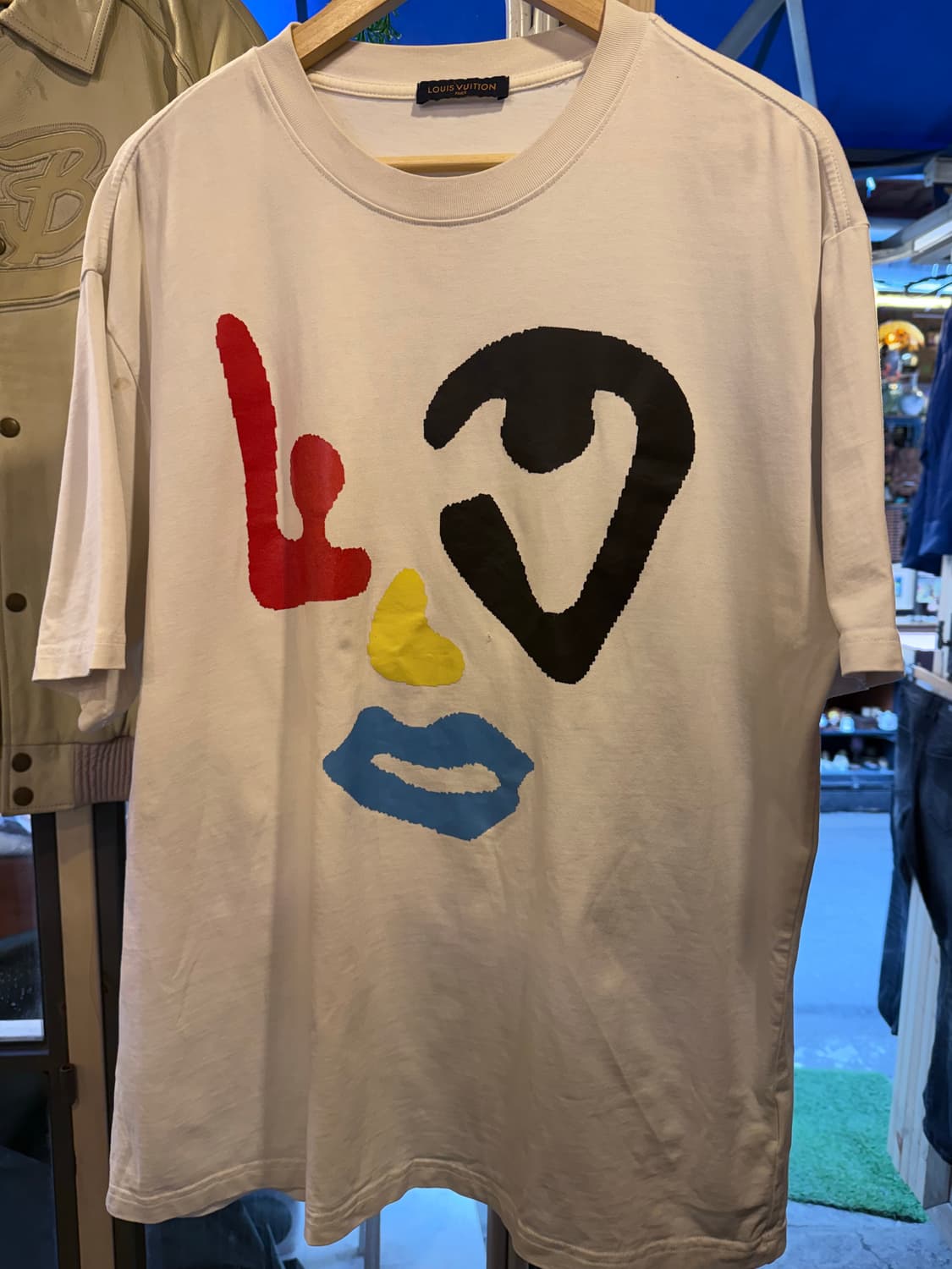 루이비통 페이스 로고 반팔 티셔츠 상품이미지1
