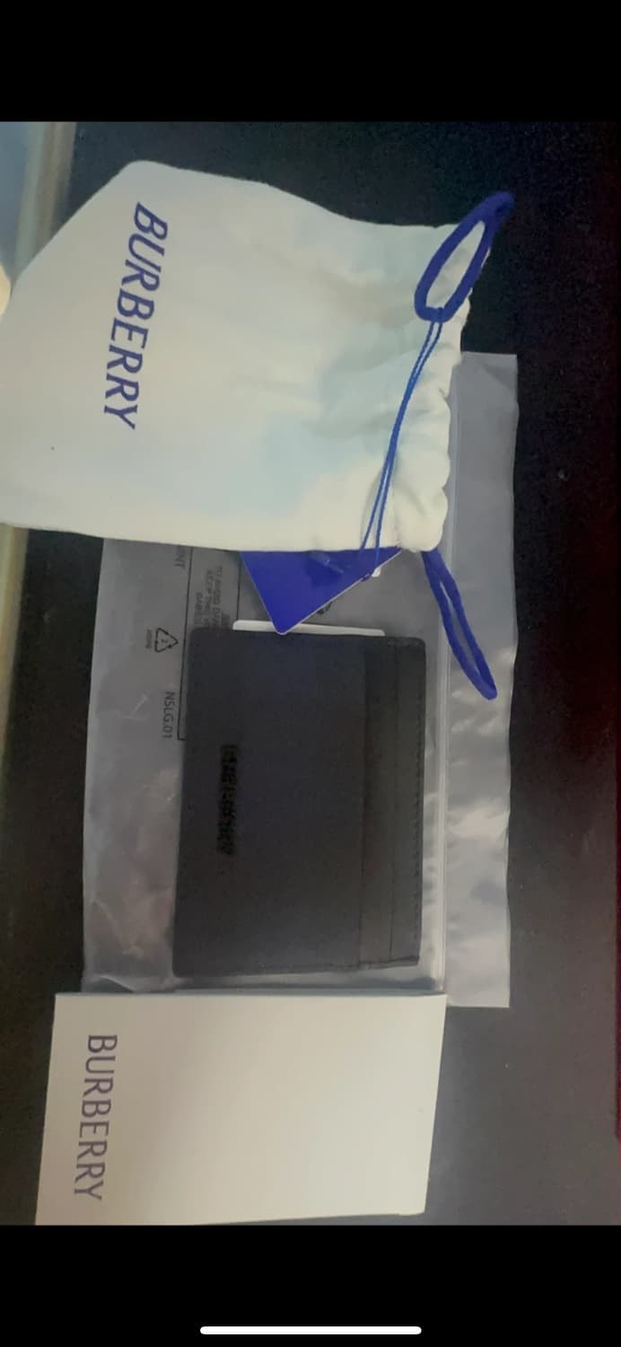 버버리 체크 카드 홀더 네이비 팝니다 상품이미지5