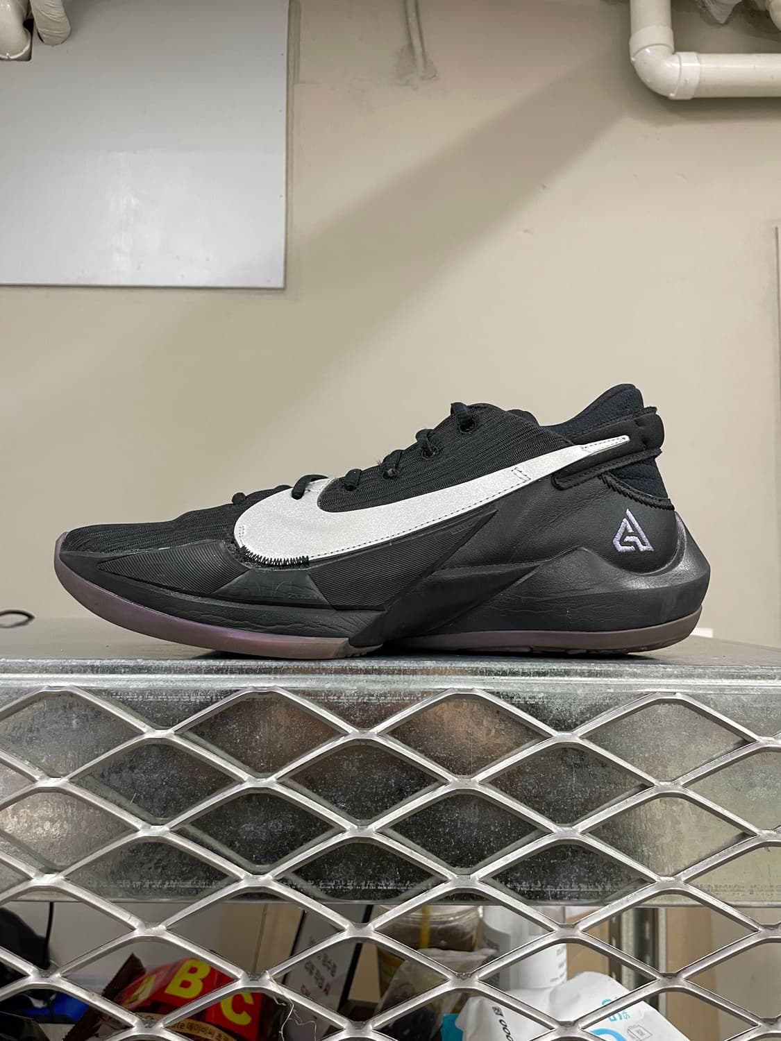 나이키 줌 프릭 2 블랙 메탈릭 실버 285 (gr-4703) 상품이미지1