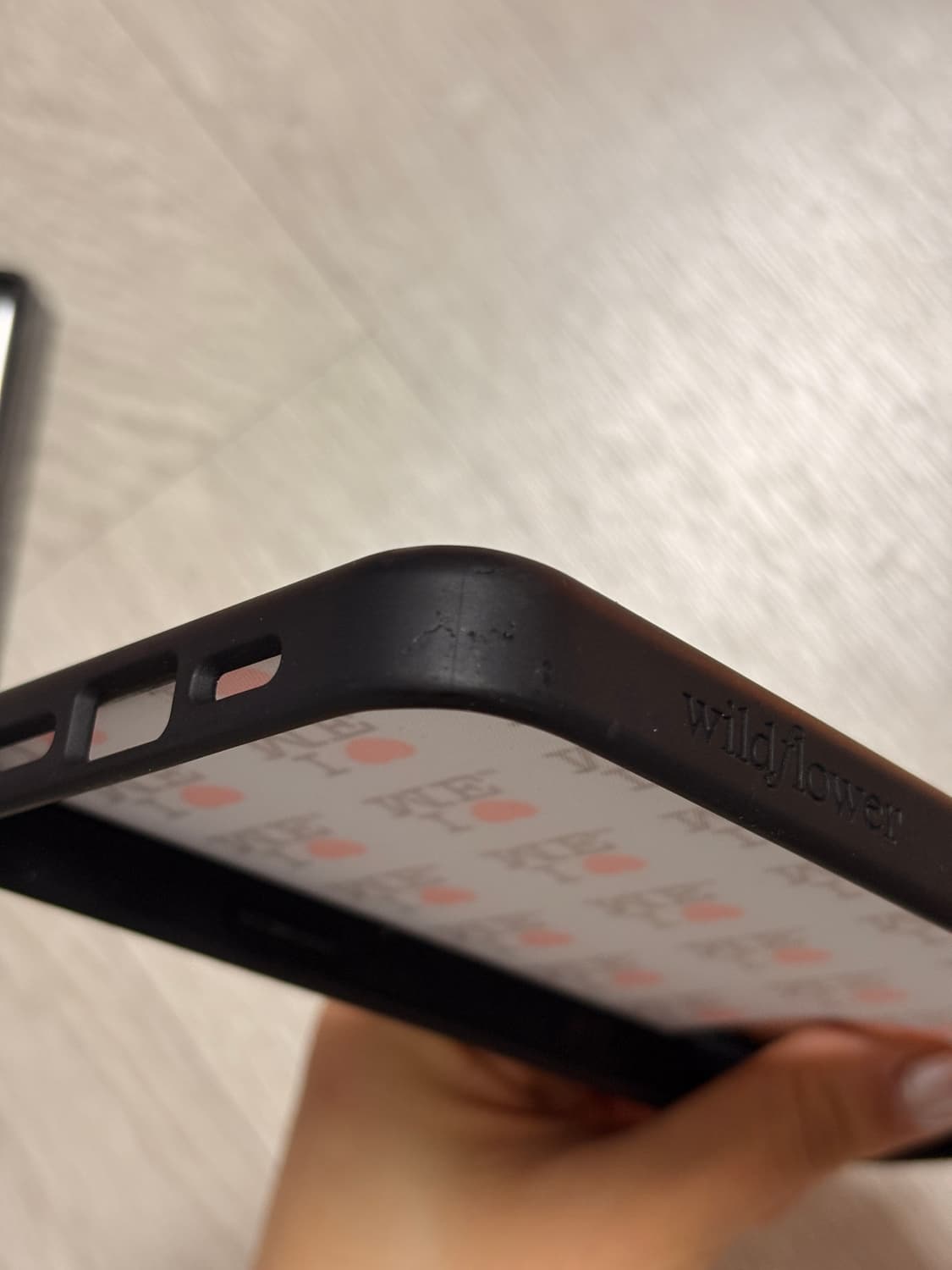 와일드플라워 애슐리윌리엄스 콜라보 케이스 아이폰16+ 상품이미지5